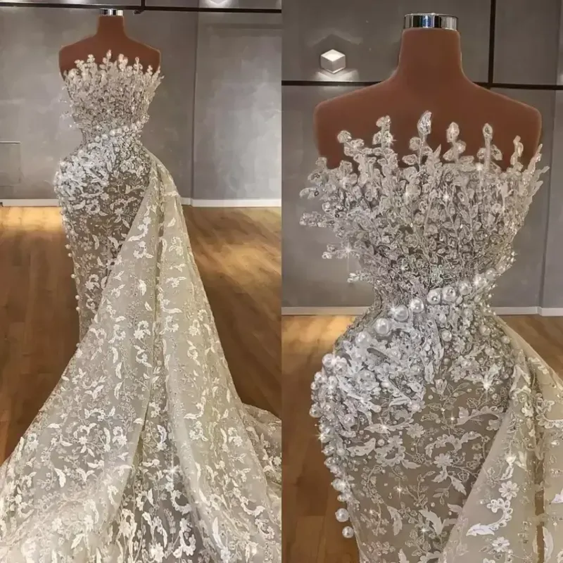 2022 New Year's Luxurious Middle East Mermaid Wedding Gowns Sparkly Crystals Lace Strapless Dubai Arabic Bridal Dressses Pearls Beaded Brides Vestidos De Novia