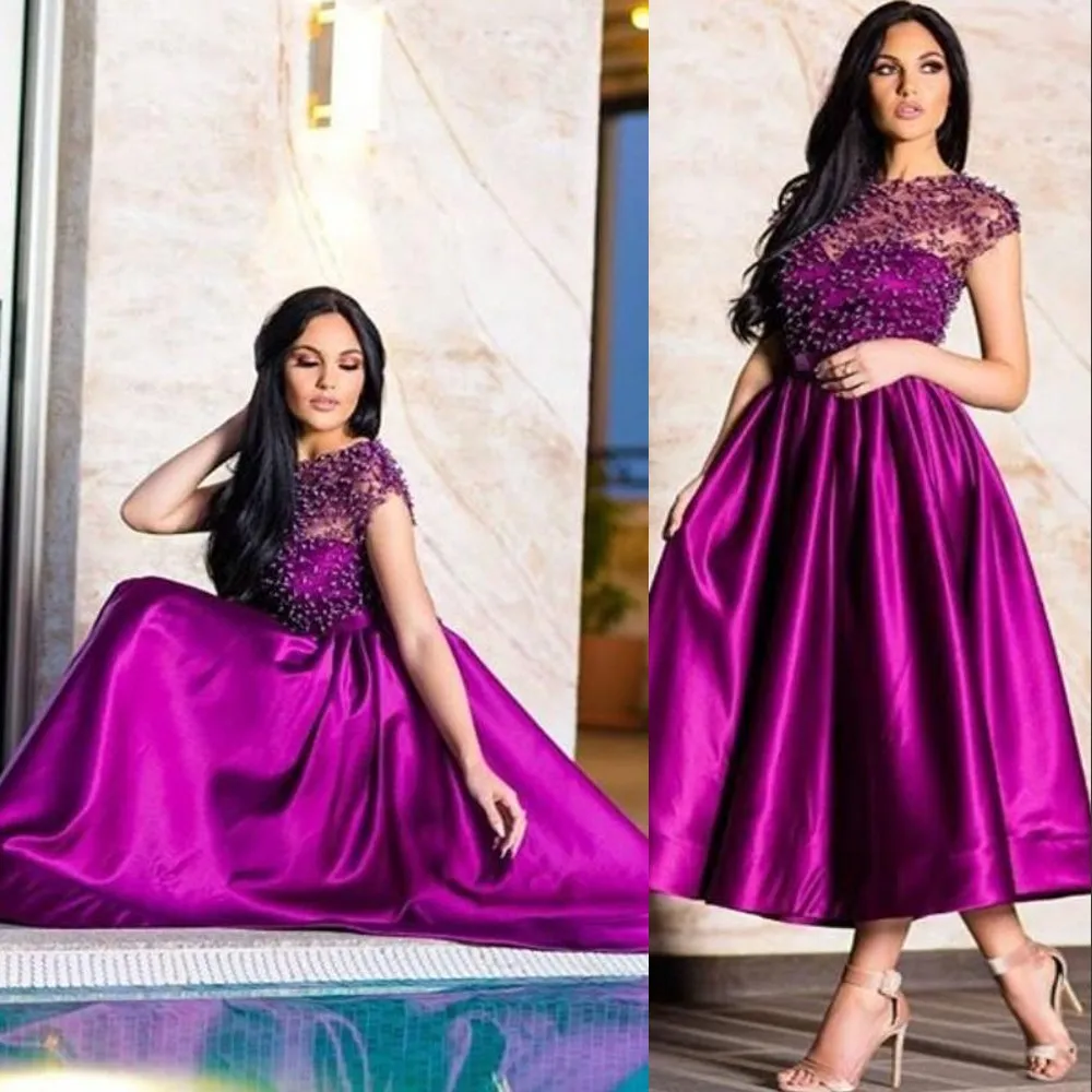 2021 Nowa Vintage Purple Matka panny Młodej Suknie Krótkie Kryształowe Frezowanie Satin Cap Rękawy Długość herbaty Plus Size Wieczorowe Wear Prom Suknie