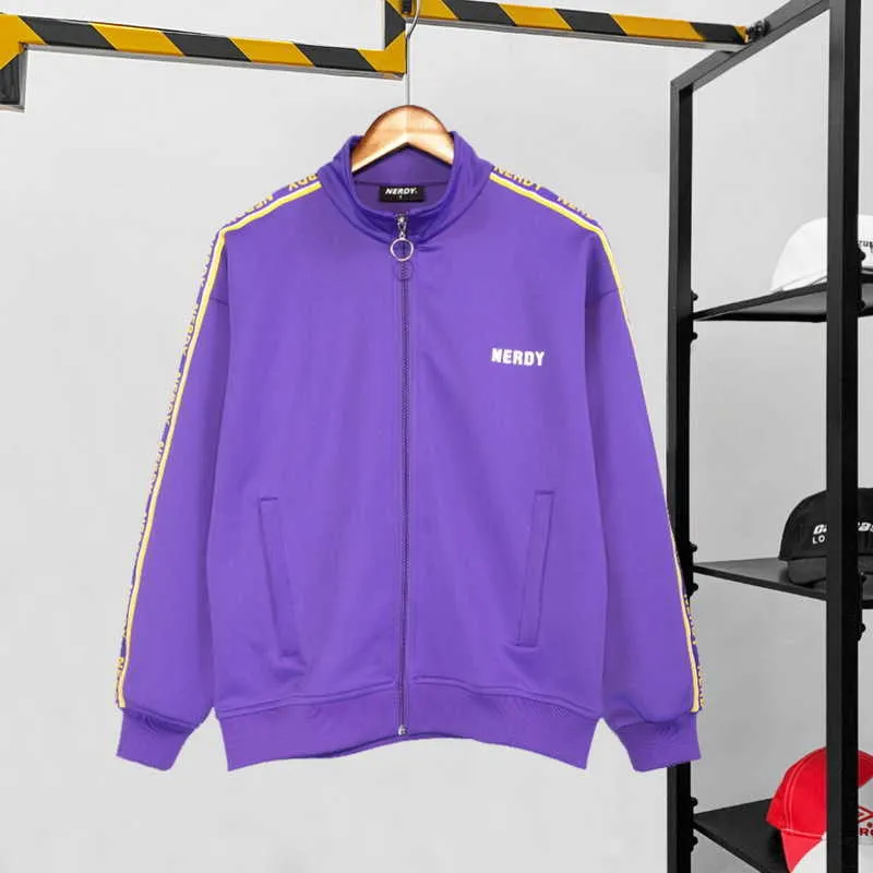 DHgate.com:Nerdy Side Mens Tracksuits Set: Casual Fashion