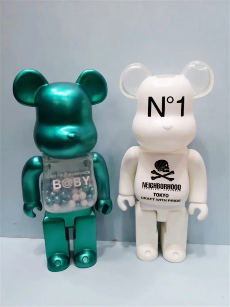 DHgate.com:400% 28cm Bearbrick Evade Glue Skull White and