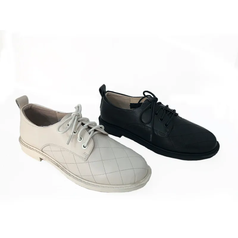 Cow leather deep mouth women`s shoes, comfortable and breathable, rubber outsole is non-slip and wear-resistant.