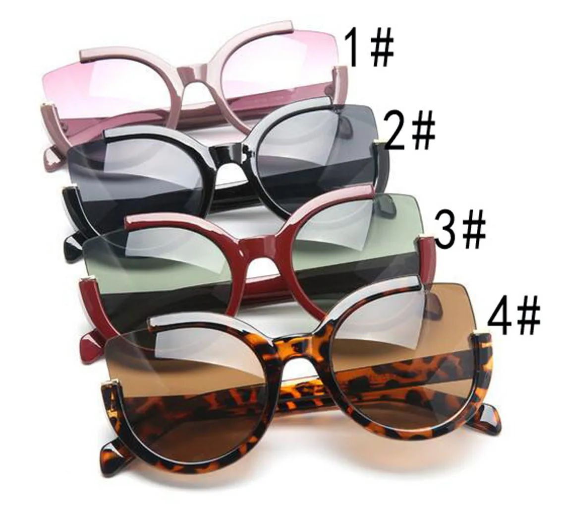 Summer ladies fashion beach sunglasses women UV sun glasses mens Driving Glasses riding wind Eyewear Cool cateye skiing, street photography eyeglasses