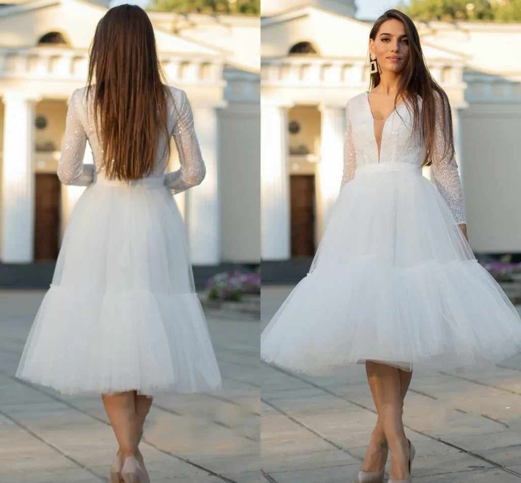 Boho Short Wedding Dress 2022 V-Neck Midi Length Lace Sequins Long Sleeves Beach White Ivory Sheer Illusion Bridal Gown Vestido De Novia