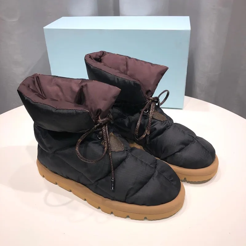 Nuove donne PILLOW Flat Down Shoes Designer Platform Stivaletti Stampa invernale di alta qualità Falts Eiderdown Lace-up Snow Boot con scatola 265