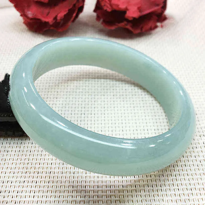 Myanmar Ronde Armband Natuurlijke Jade Ice Jade Bangle Small Sieraden Licht Groen Mode Accessoires Lucky Stone Gift voor Moeder X220216