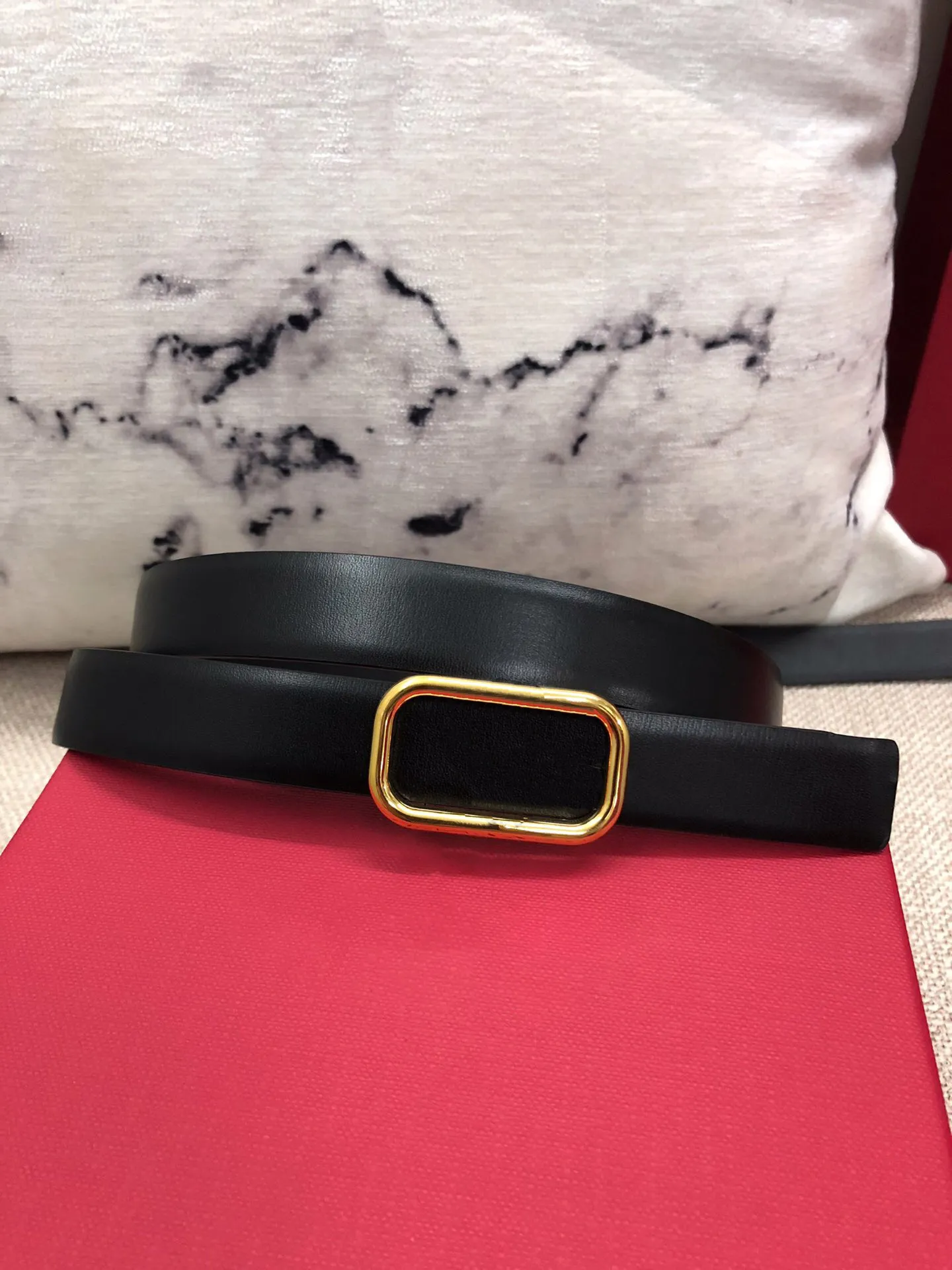 Classic women 2.0 cm width belts best quality black red white genuine leather gold buckle women belt with box hot women designers belts