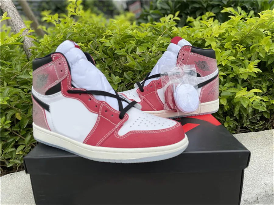 2021 Release High OG 1 Trophy Room Chicago 1S White Varsity Red Sail Black Hombres Mujeres Zapatos al aire libre Zapatillas deportivas con caja original