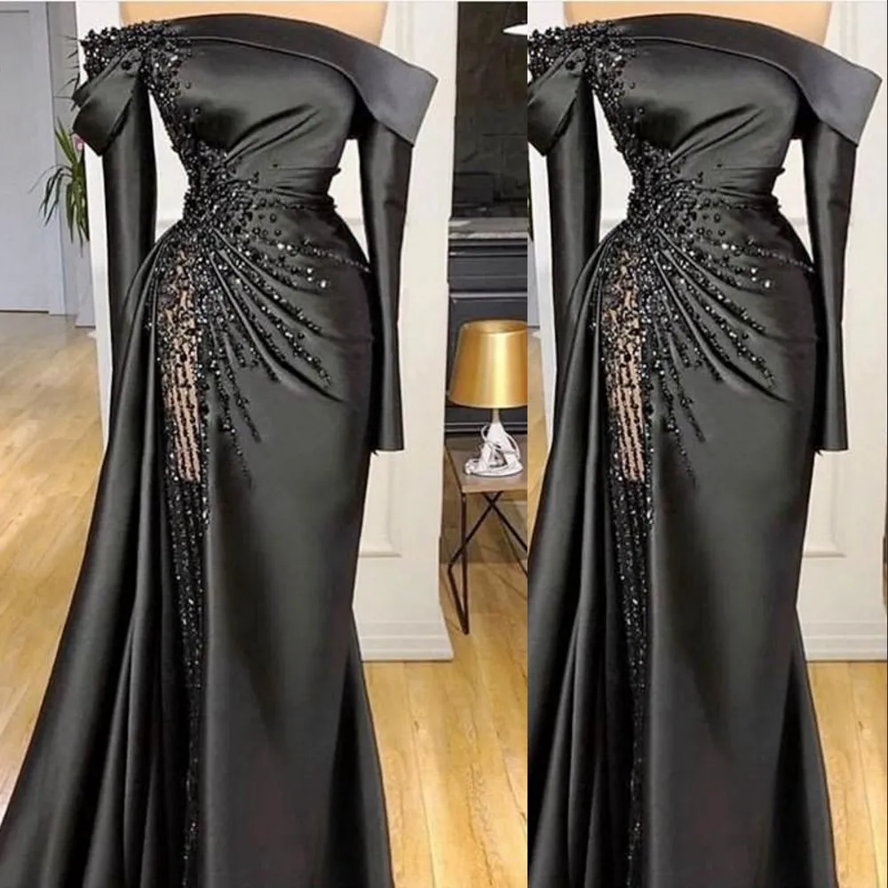 2021 Svart Major Beading Crystal Mermaid Prom Klänningar Av Skulder Långärmad Dubai Arab Afton Klänning Satin formelle Robes Vestido Fiesta