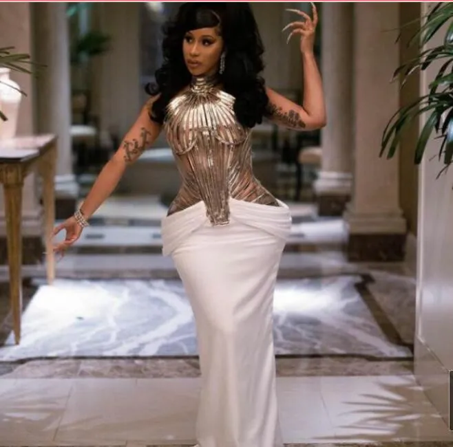 Robe de soirée Femme robe de style rue en fourrure Yousef aljasmi Kendal Jenner Robe femme Kim kardashian Sweetheart Mousseline blanche Col haut P