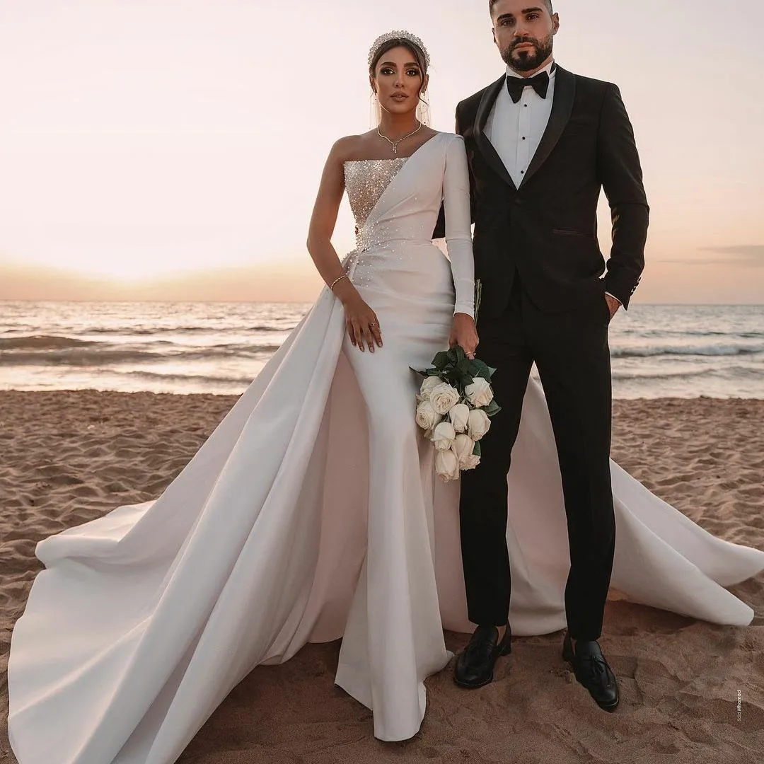 Arabic One Shoulder Mermaid Wedding Dresses 2021 New Sequins Sweep Train Overskirt Bridal Gowns Elegant vestido de novia
