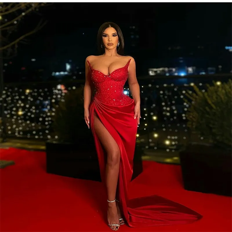 Sexy High Split Red Evening Dresses Glitter Sequins Beads Ruched Dubai Saudi Arabic Sweep Train Evening Dress Pageant Dresses Robe de soirée