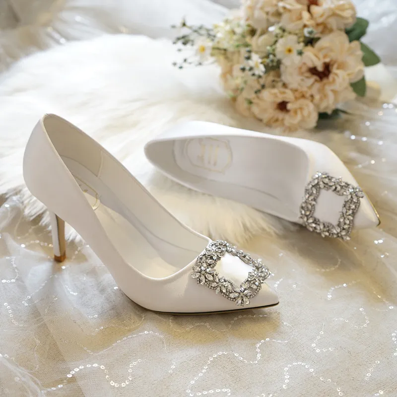 Elegant White Wedding Shoes with Korean Style Pointed High Heel for Bridal Party
