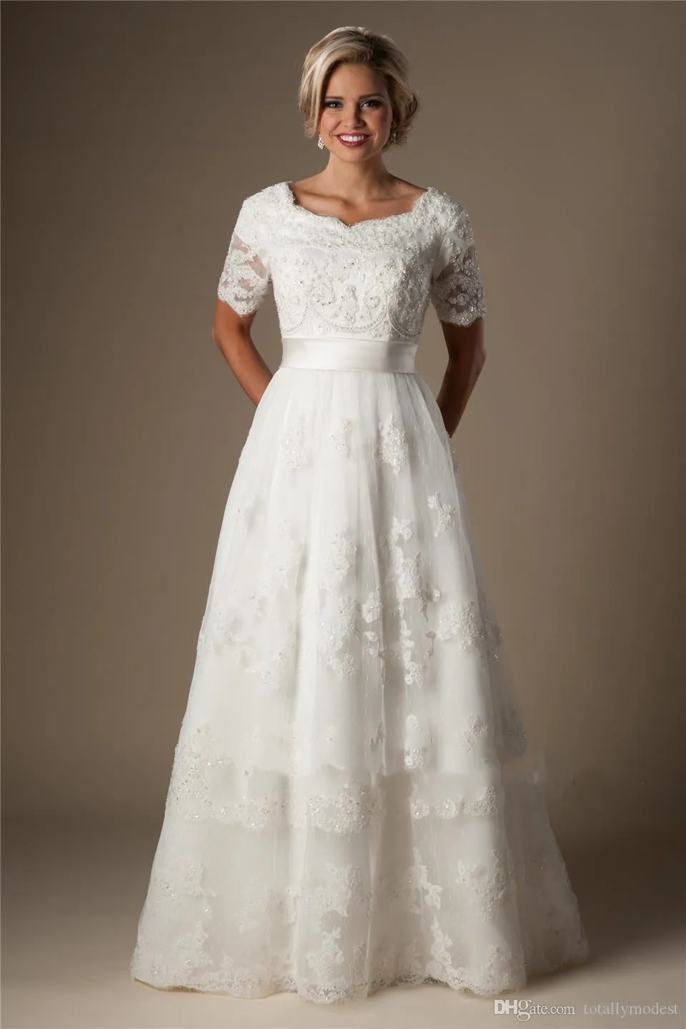 Vintage lace wedding dresses for sale hotsell
