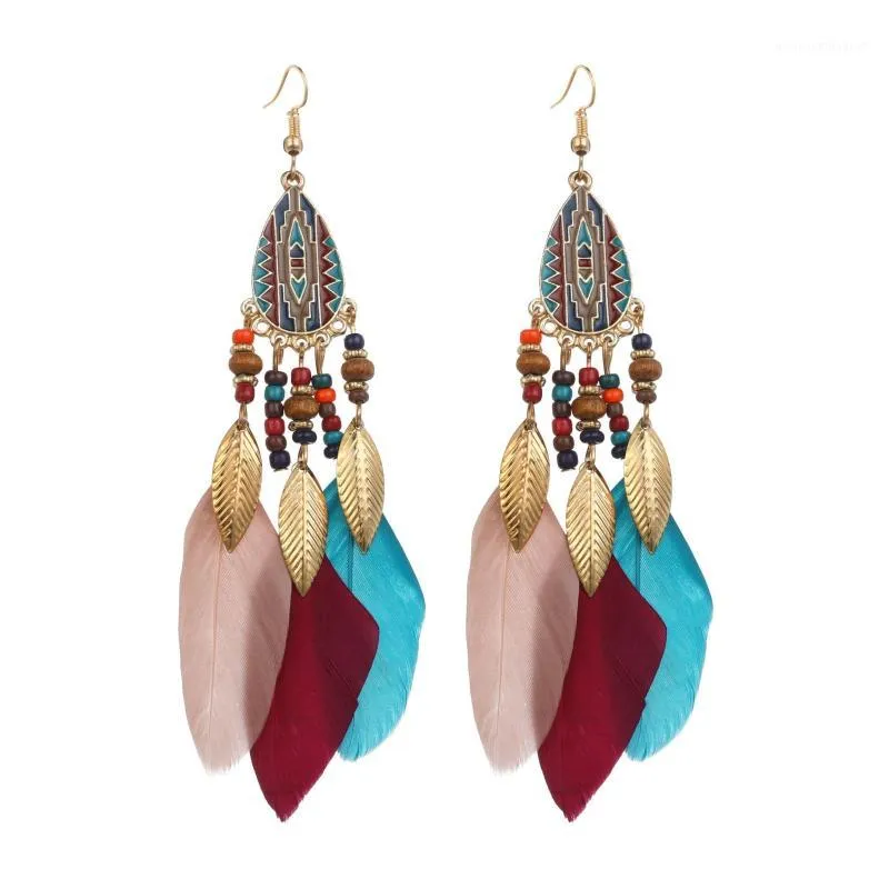 Dangle ljuskrona kvinnor färgglada fjäder örhängen retro etnisk stil kreativ personlighet mode smycken 10pairs / lot1