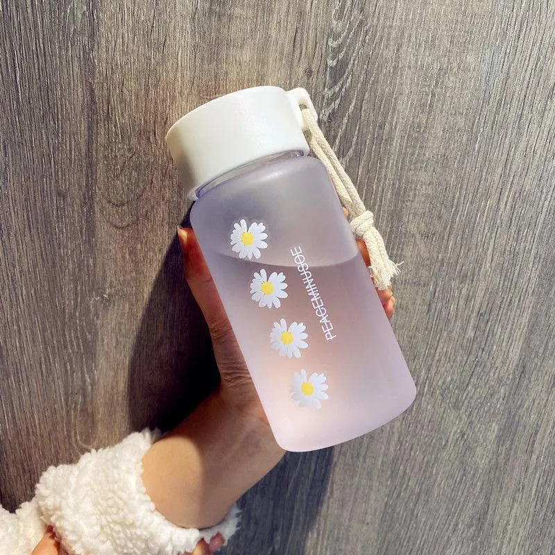 Milk Juice Cute Water Bottle with Scale 2 Lids 480ml Little daisy