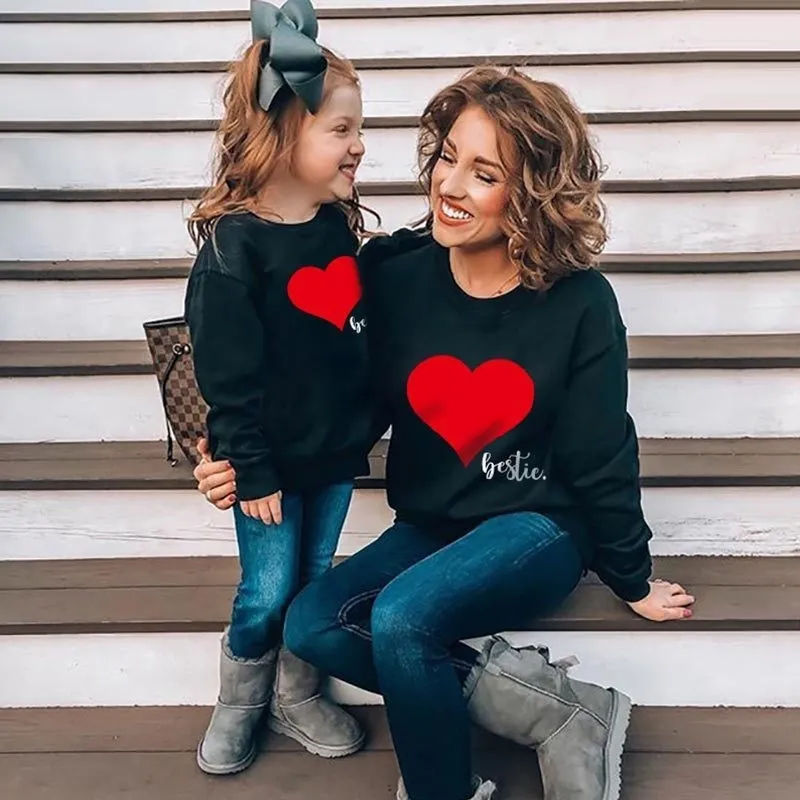 Autumn Mother Daughter Son Sweatshirt Cute Family Matching Clothes Mommy and Me Sweaters Clothes Outfits Look Boys Girl Mom Tops LJ201111