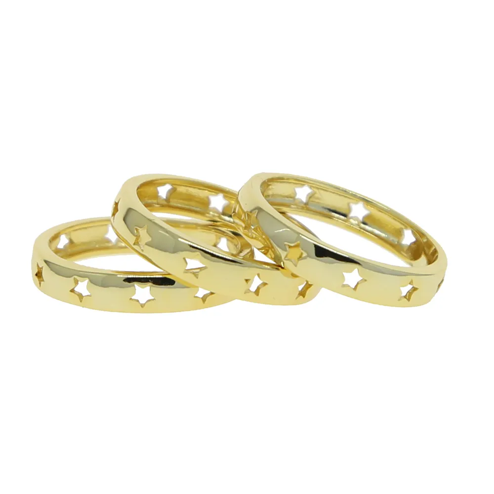 2021 Goudkleur eenvoudige mode vinger sieraden gegraveerde holle ster gewoonstapelende band vrouwen ringen groothandel