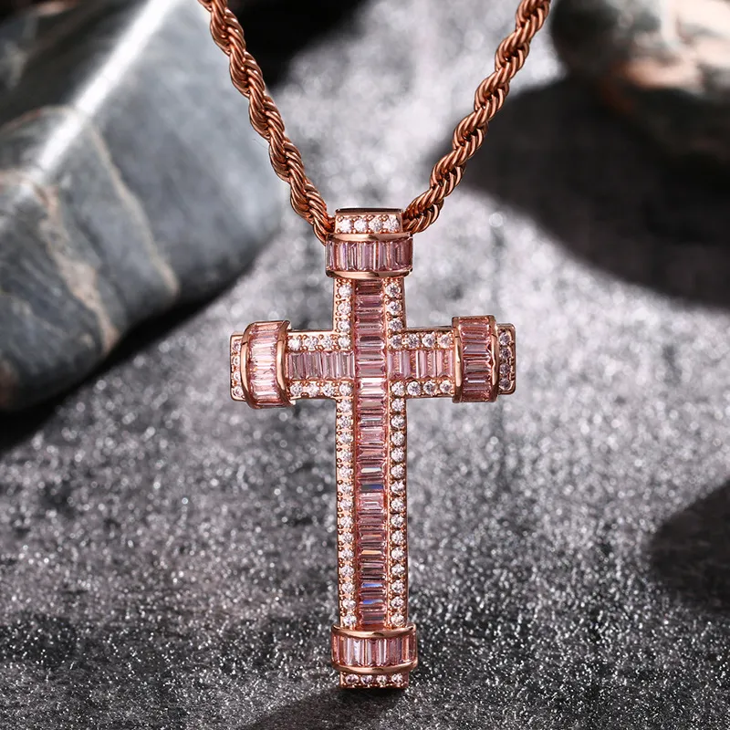 Cubic Zirconia Iced Out Cross Pendants Halsband för män Kvinnor Ny Hip Hop Bling Micro Paled CZ Stone Rapper -smycken Rose 18K Real 264Q