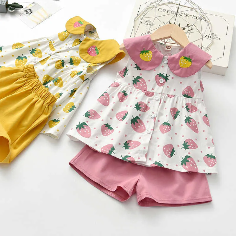 Outfit de morango de moda de verão para tops de meninas da criança e shorts 2pcs conjunto de roupas desgaste 210529