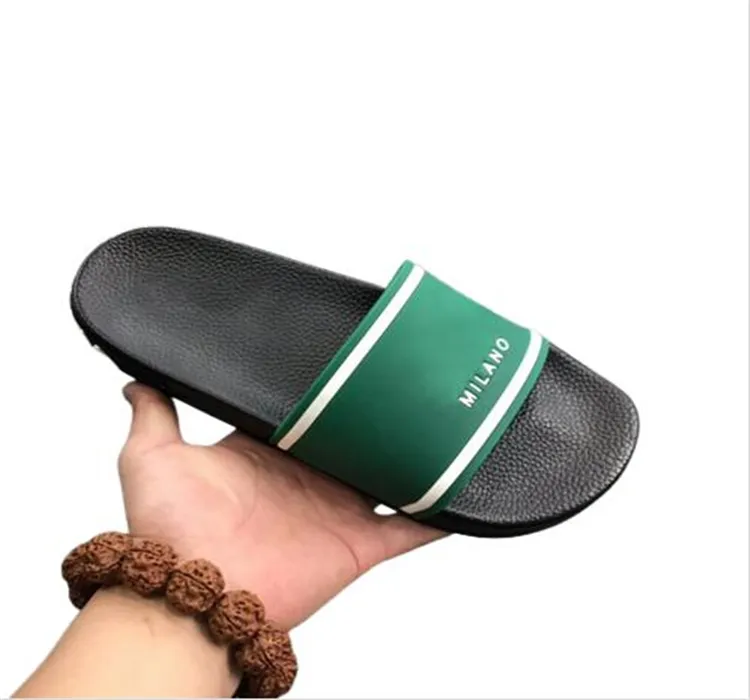 20ss Designer Luxury Slides Pantofole da uomo Stampa floreale corretta Infradito da donna in pelle nero Bianco Rosso Con scatola Sacchetto per la polvere Moda Uomo scarpe sandali # 63 Pantofole