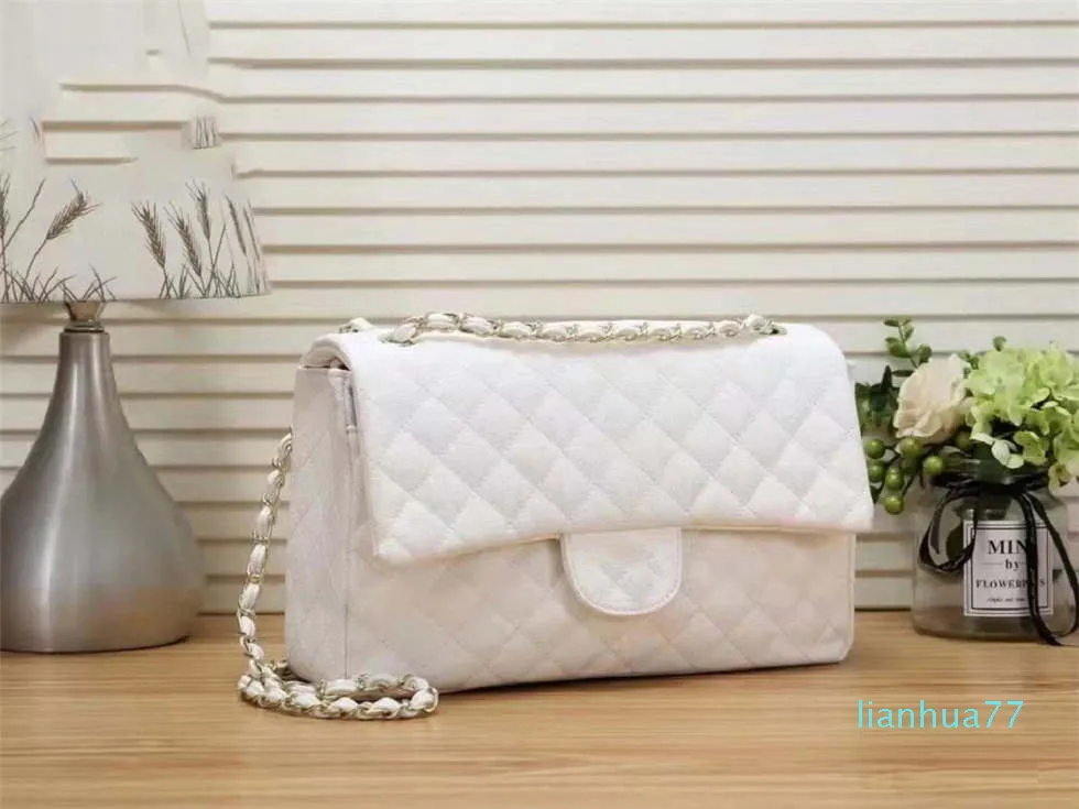 Best Luxury Purses For Travelers Paul Smith