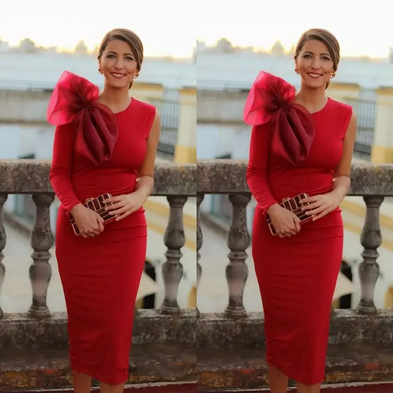 Elegancka Czerwona Płaszcza Matka panny Młodej Dresses Długość Herbata 2022 Pojedyncze Rękawy Klejnot Neck Krótki Prosty Wedding Guest Party Suknie Groom Mama Formalna Suknia Wieczorowa