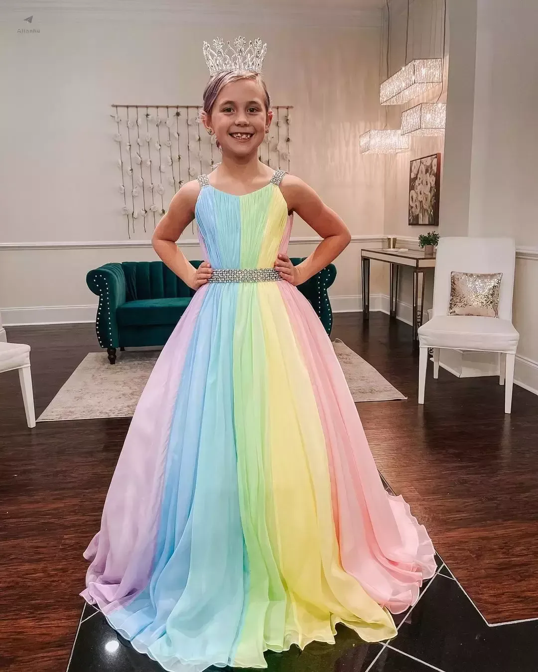 Mode Rainbow Chiffon Little Girl Pageant Jurken 2022 Straps-hals Meisjes Prom-jurken Zipper V Back Mouwloze A-lijn Lange Kids Formele Party verjaardag Princess Wear