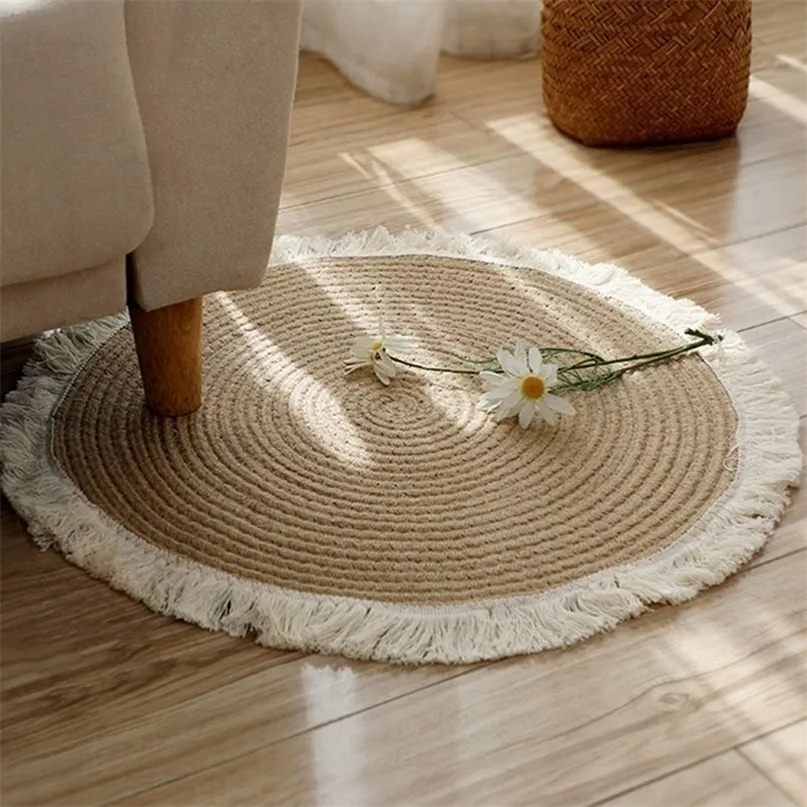 Tapis ronds de style japonais Tapis de jute naturel Herbe de rotin à la main avec des tapis de gland Canapé Tapis de table à thé Salon Décor à la maison 220301