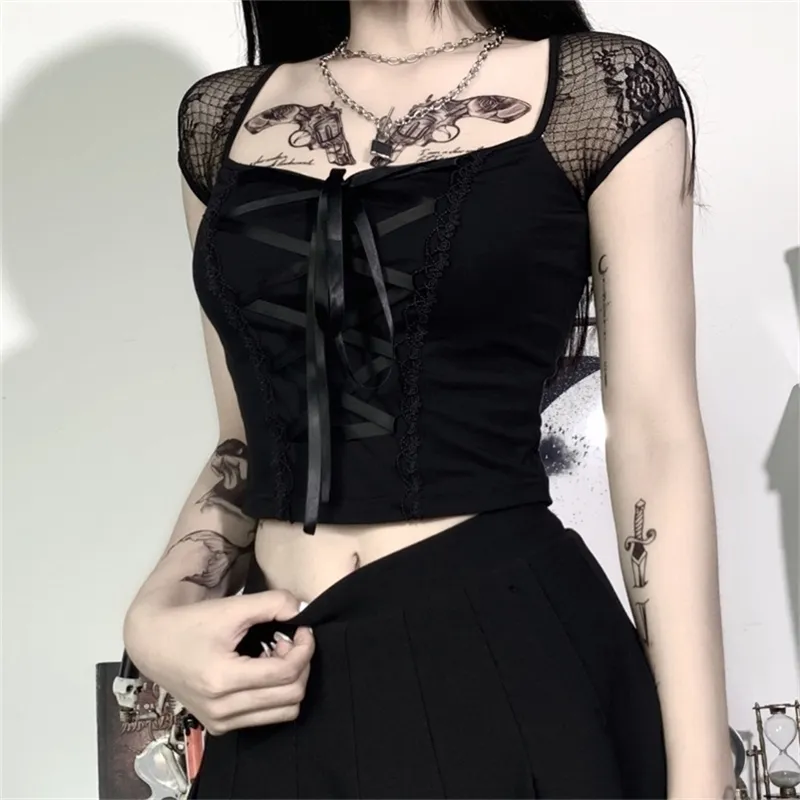 Goth Girl Sexy Street T-shirt Women Lace Patchwork Square Collar Short Sleeve Clothes Gothic Punk Lacing Slim Dark Top Tee Femme 210722