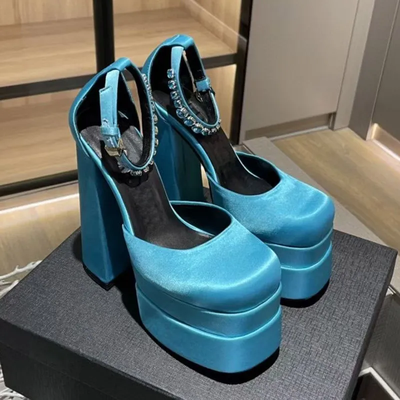 Designer platform deals pumps