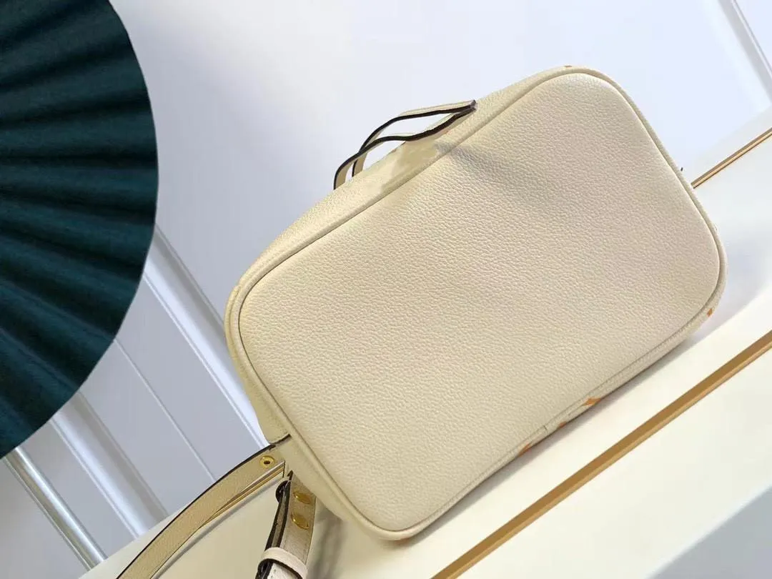 luxurys designer bags women fashion Shoulder Bucket Drawstring crossbody Bag high quality Handbag 20cm Handbags M45709 M45716