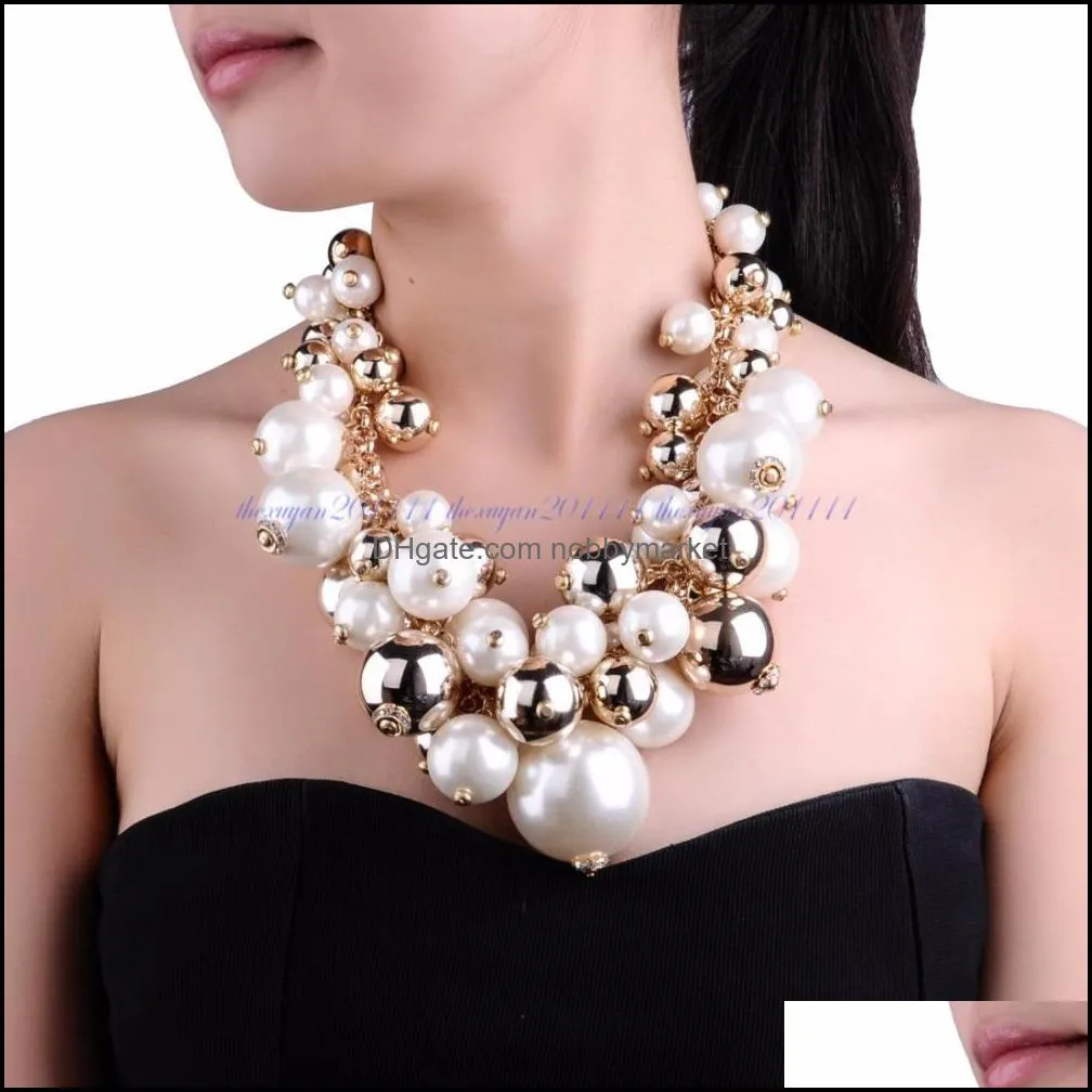 Fashion Gold Chain White Pearl Beads Cluster Choker Bib Pendant Necklace Perfect Party Valentine`s Wedding Gift Big Necklace 210323