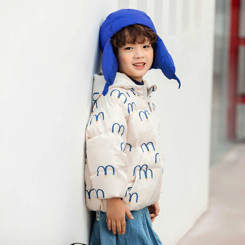 2021 Новая зимняя детская дразнящая куртка мальчики девочек и младенцев в корейский стиль легкий модельный модельные пальто детей печатают одежду с капюшоном 2Y-6Y H0909