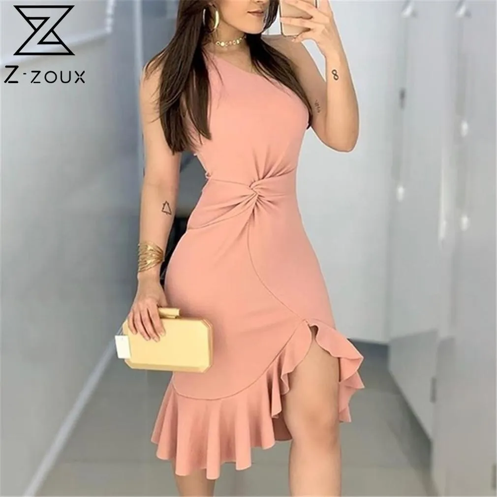 Vestido de mujeres irregular Off Hombro Ruffles Mermaid Vestidos Asimetría Pink Black Plus Talla Sexy Summer 210524