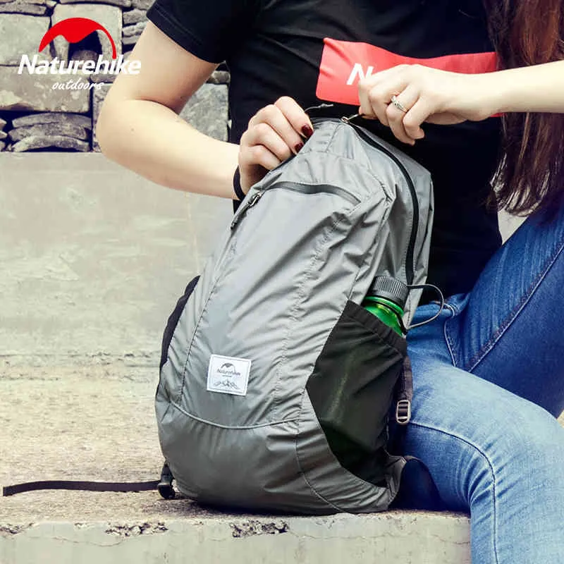 NatureHike 18L Foldable Lightweight Silicon Waterproof Backpack