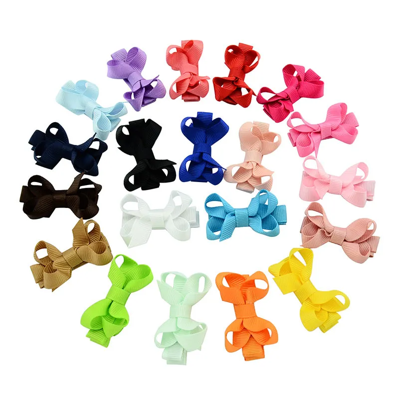 2 tum Solid Bowknot med metallklipp Söt present Hälsningar Barnflickor Barn Gulliga hårpinnar Kids Headwear Hair Tillbehör 200PCS