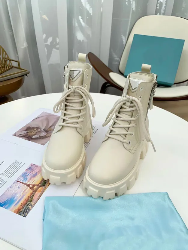 Non slip best sale doc martens womens