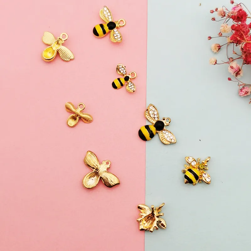 10 st Rhinestone Bee Enamel Charms Pendants för DIY Smycken Tillbehör Hitta örhängen Guldfärg Metall Insect Charms