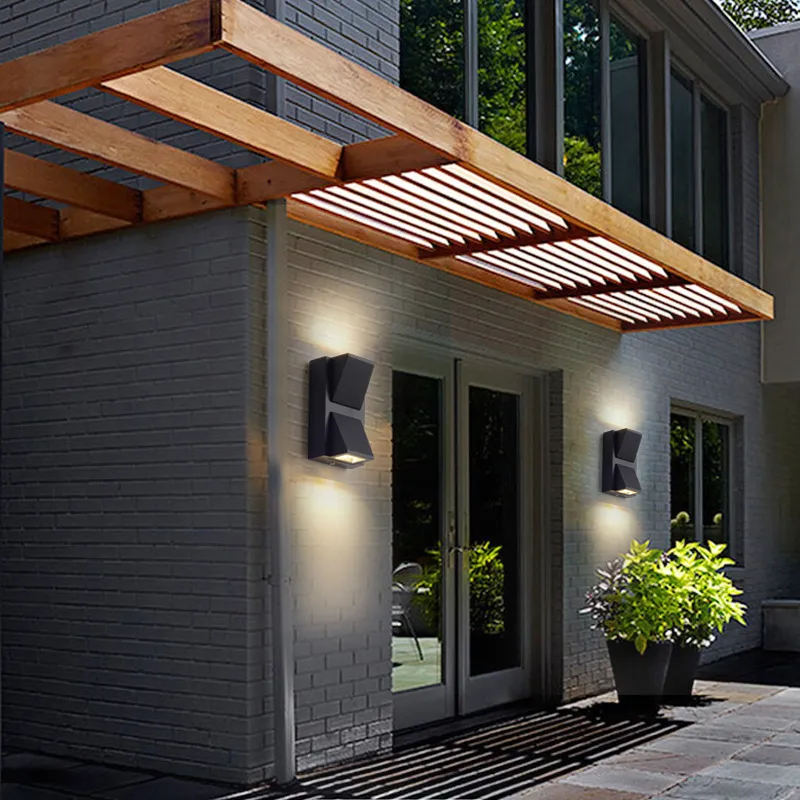 Luz LED con sensor de movimiento para exteriores, lámpara de montaje en  pared exterior moderna con IP54 impermeable para casa, garaje, patio,  jardín