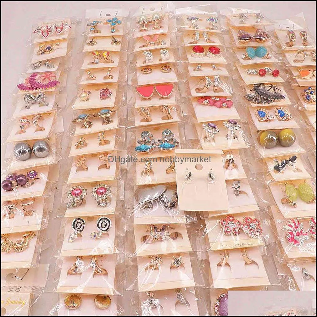 Women`s Fashion 30pairs/lots Crystal Stud Jewelry Earrings European and American Mix Style 210323