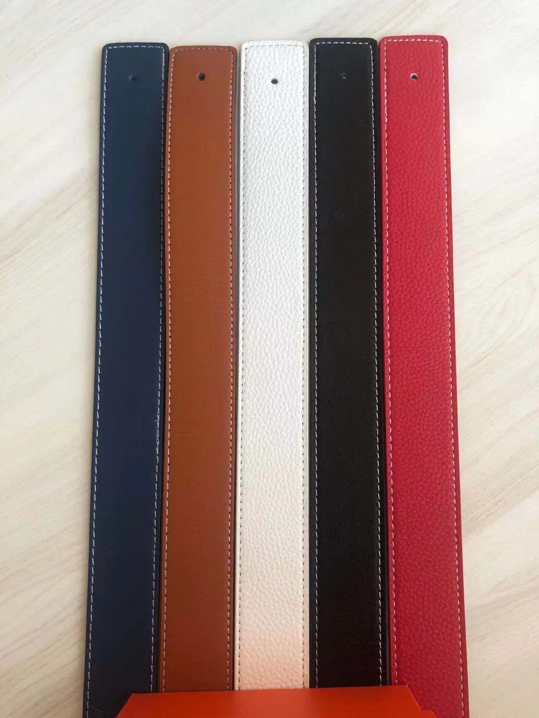 En Tasarımcı Moda Lüks Kemerler Yüksek Kaliteli Ceinture Pürüzsüz Büyük Altın Toka erkek kadın İş Kemer Genişliği 3.8 cm Kutusu ile Toptan