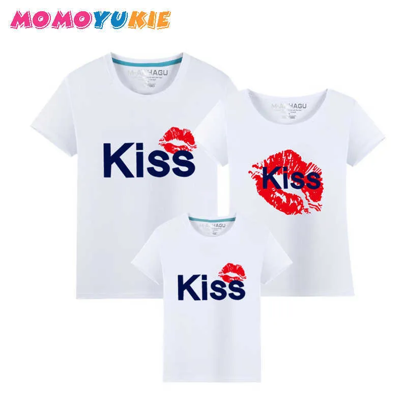 Familj Titta T Shirt Matchande Kläder Star Flag Printed Short Sleeve Mather Fader Son Moeder Dochter Kleding Daddy Tops Outfits 210713