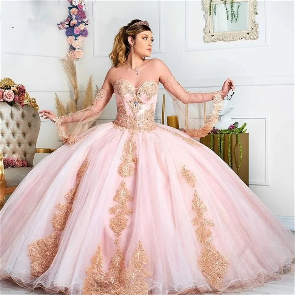 Abiti Quinceanera con abito a sfera rosa blush di dimensioni forti con appliques in pizzo dorato in rilievo con spalla pausa sequestro Sweet 15 16 vestito xv party abbigliamento