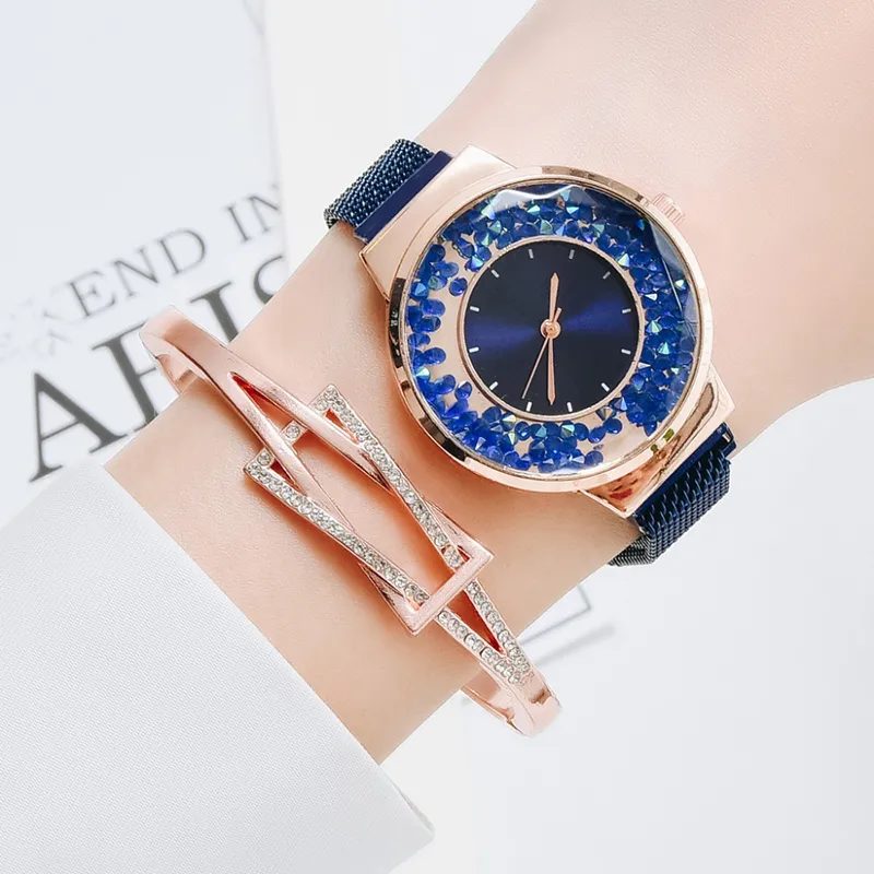 女性の時計クォーツウォッチ29mmファッションモダンな腕時計の防水腕時計モントルデラックスギフトカラー21