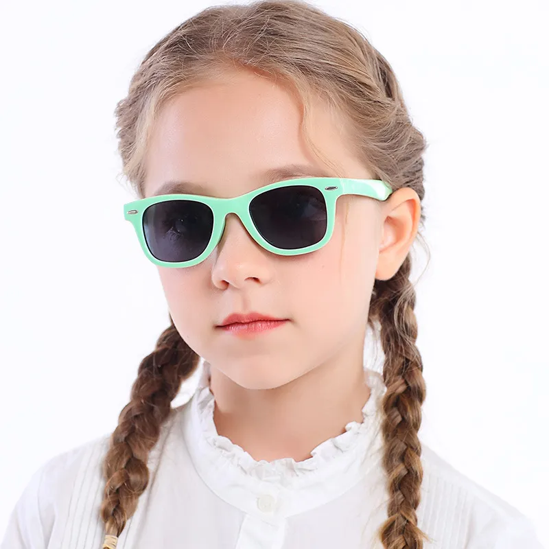 Kinderzonnebrillen Gepolariseerde groothandel Siliconen Zonneglazen Designer Ronde frame Girls Oogglazen Kindertinten Fashion -bril Eyewear 16 kleuren B7964