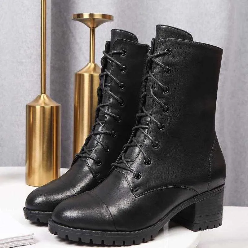 2021 Women Boots Real Leather Martin Wool bootis woman Designer fashion Half Boot High quility with box