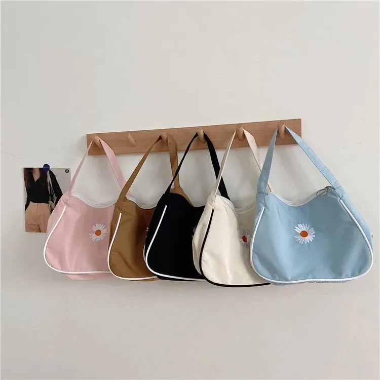 Soft Polyester Fashion Flower Daisy Women Handbag Portable Creative Design Chic Nylon Underarm Shoulder Tote Baguette Bags