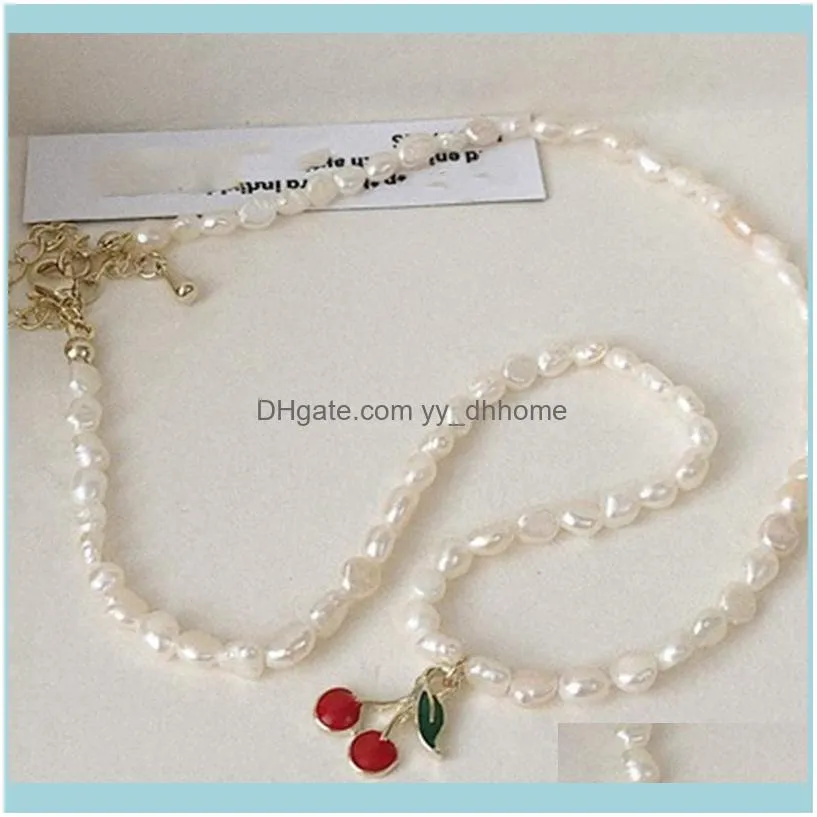 Pendant Necklaces French Wild Cherry Love Retro Natural Pearl Clavicle Chain Style Girl Necklace