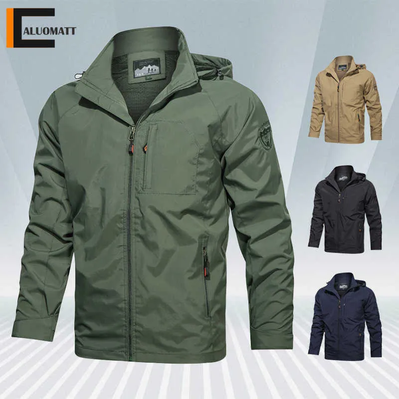 Giacca Softshell da uomo Autunno Primavera Bomber tattico militare Giacca a vento Giubbotti da uomo Traspirante con cappuccio Pilota Cappotti antivento X0621