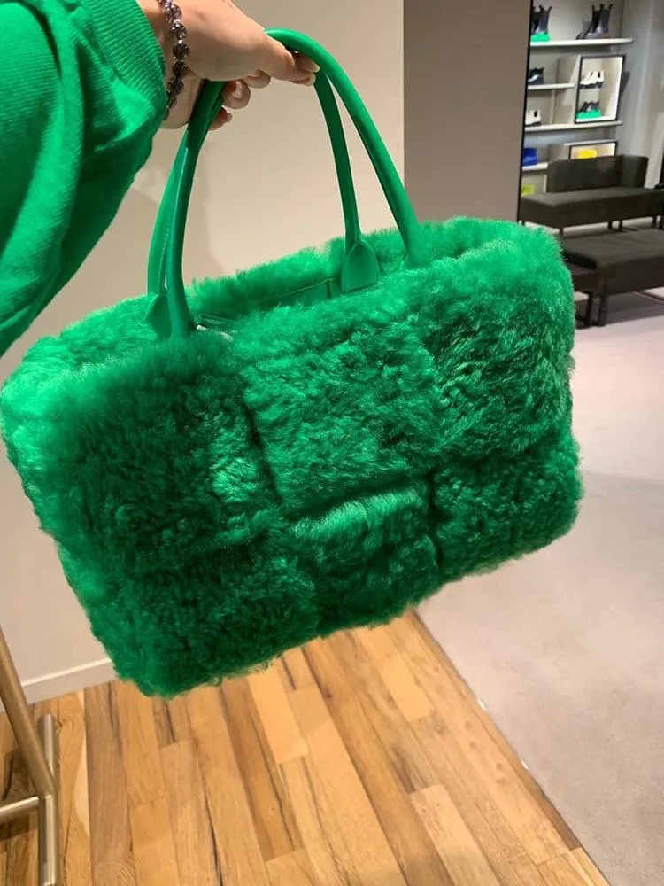 Akşam Çanta 2021 Peluş Yumuşak Crossbody Küçük Koltukaltı Omuz Kabarık Lady Çanta Kadınlar için Kadın Basit Tote